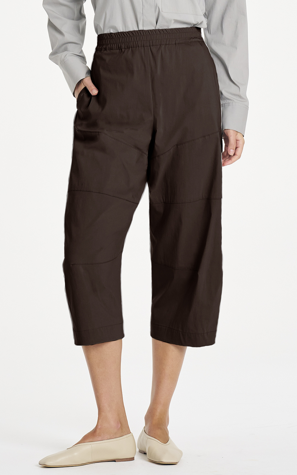 Cropped Tuscan Pant product photo.