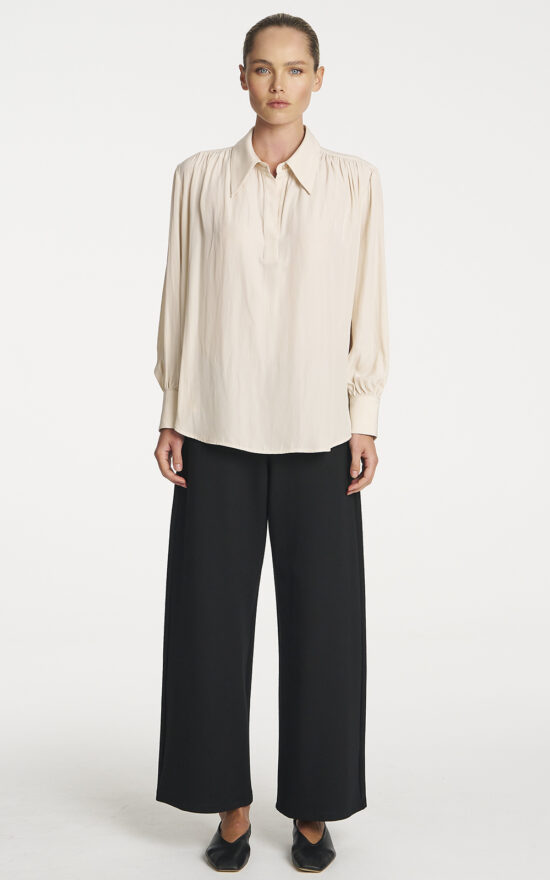 Palazzo Pant product photo.