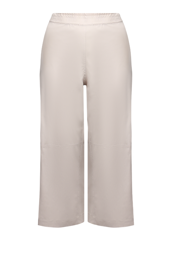 Slice Pace Pant product photo.