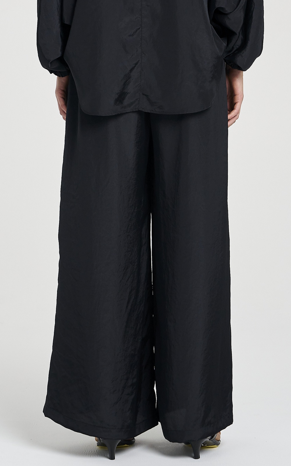 Soft Studio Pant product photo.
