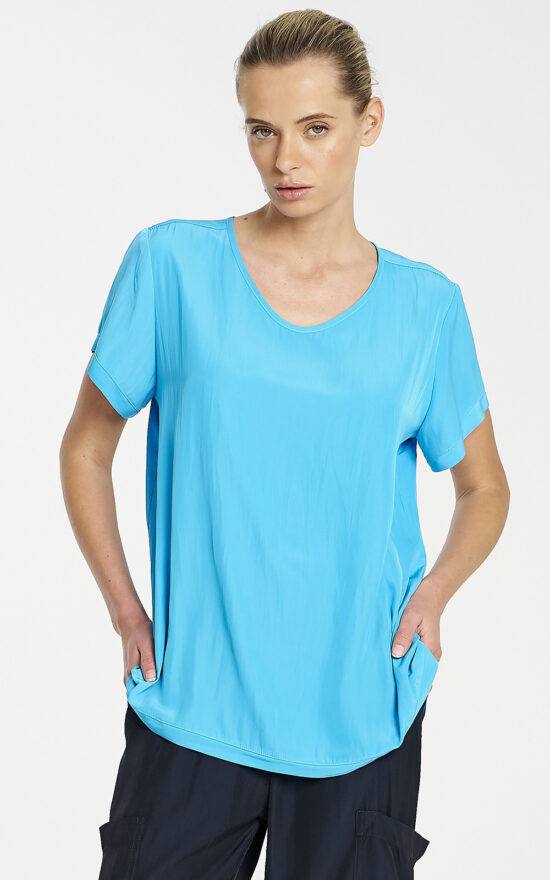 Travel T product photo.