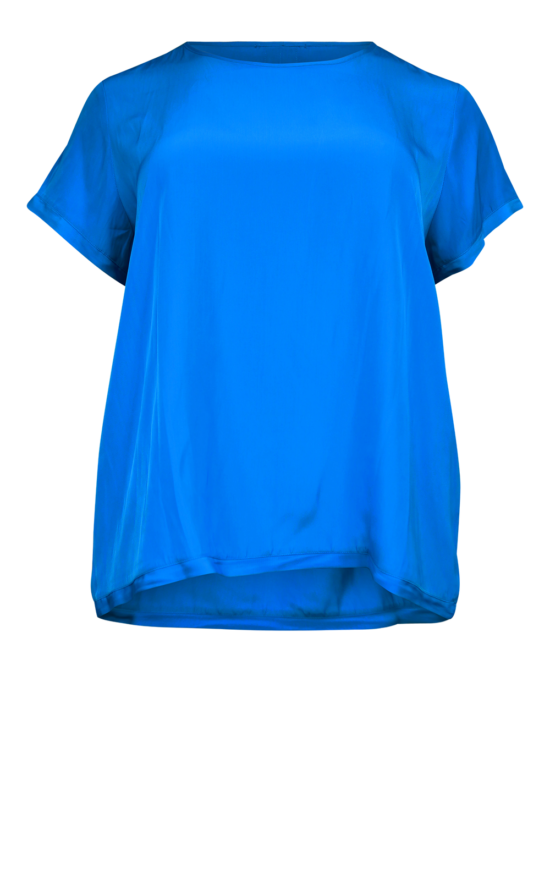 Travel T product photo.
