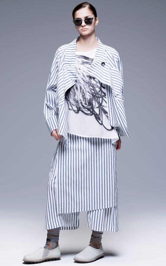 Izumo Top product photo.