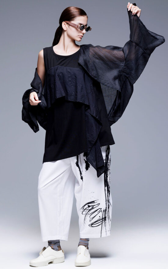 Mima Top product photo.