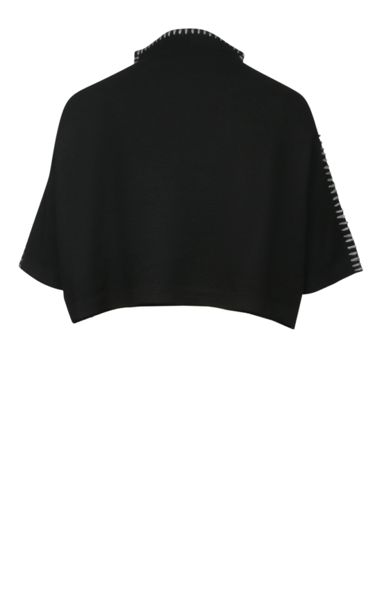 Hasui Crop Pullover product photo.