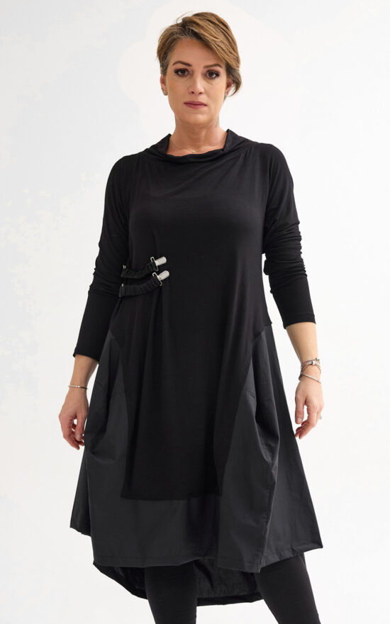 Sivas Capture Dress product photo.