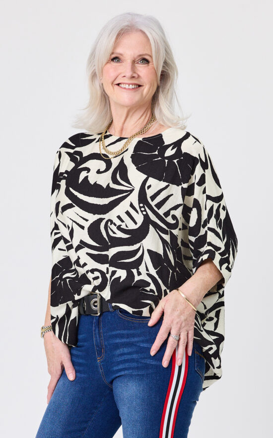 Nora Top product photo.