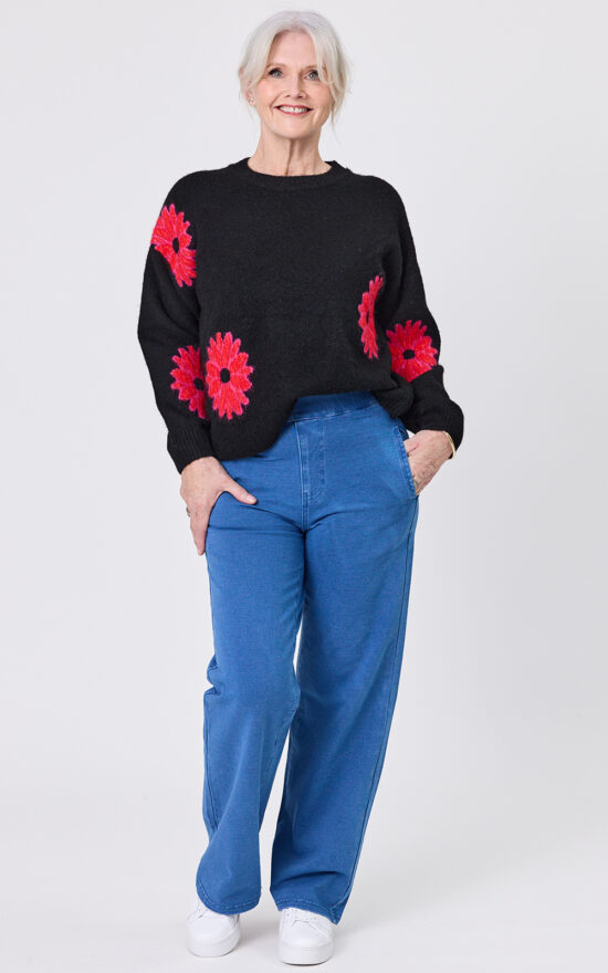 Gilda Wool Knit product photo.