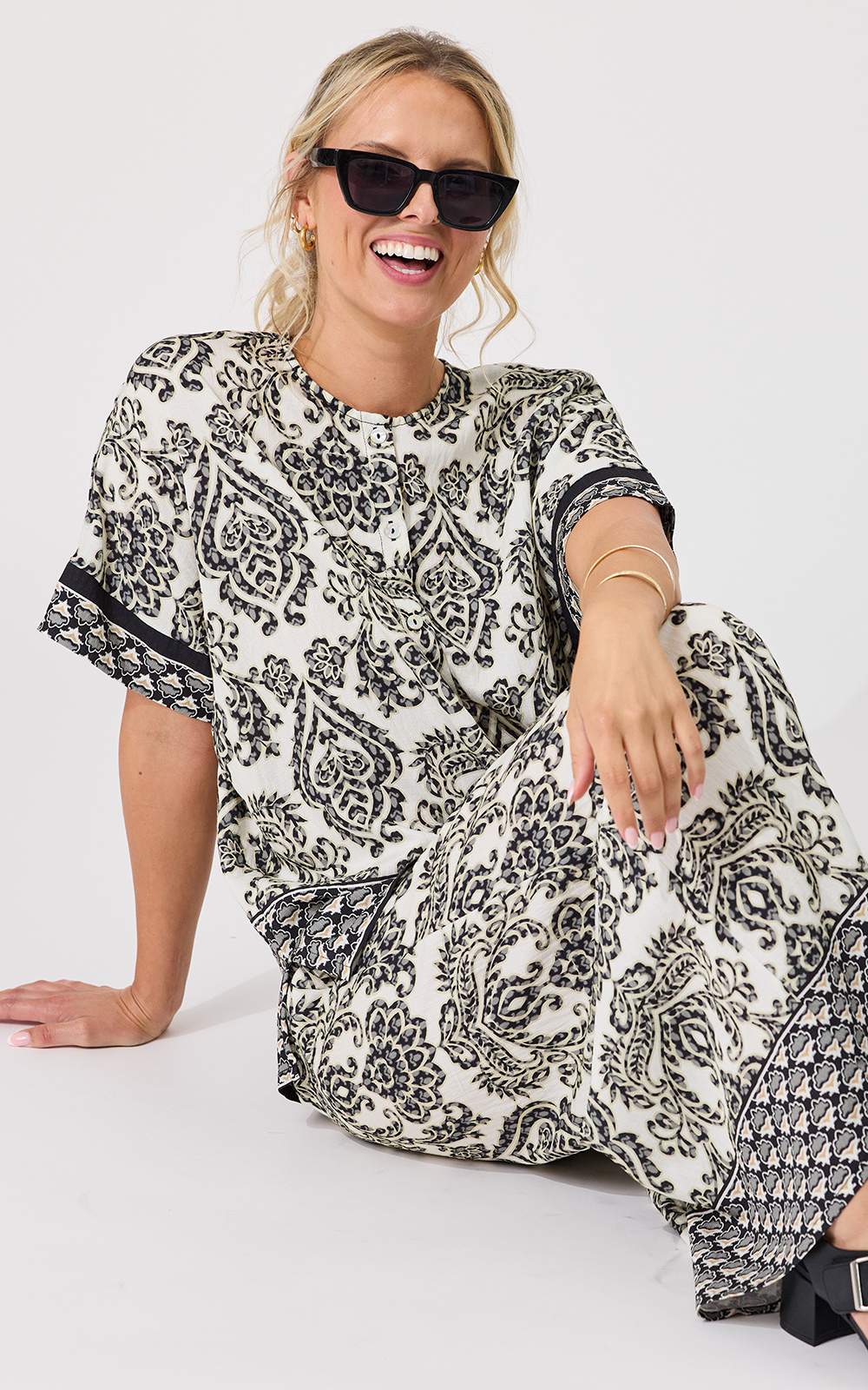Ariadna Top product photo.