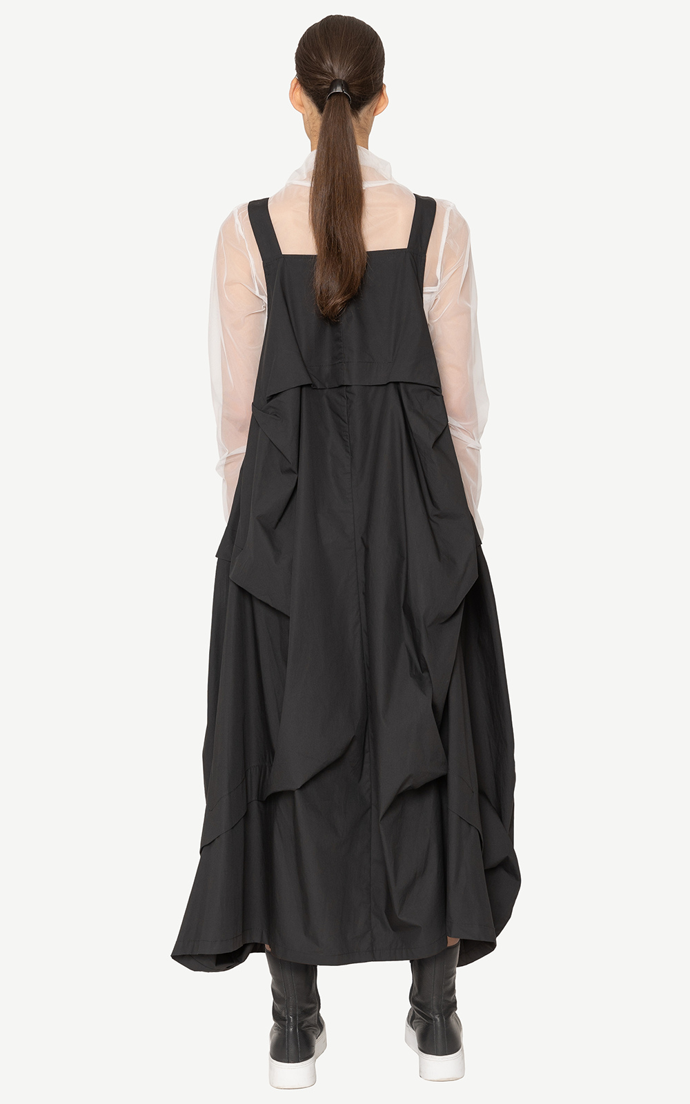 Long Valen Dress product photo.