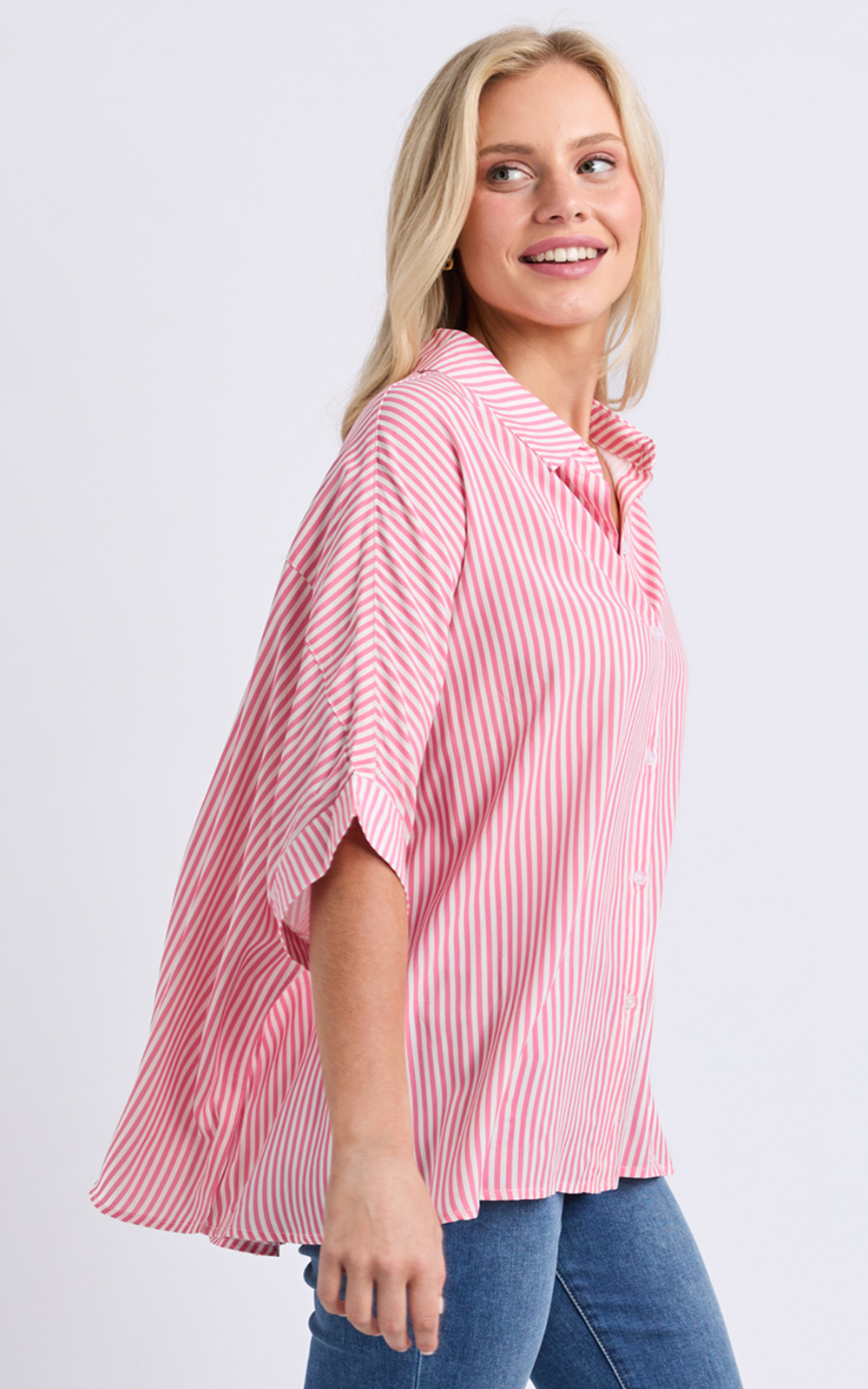 Luna Shirt product photo.