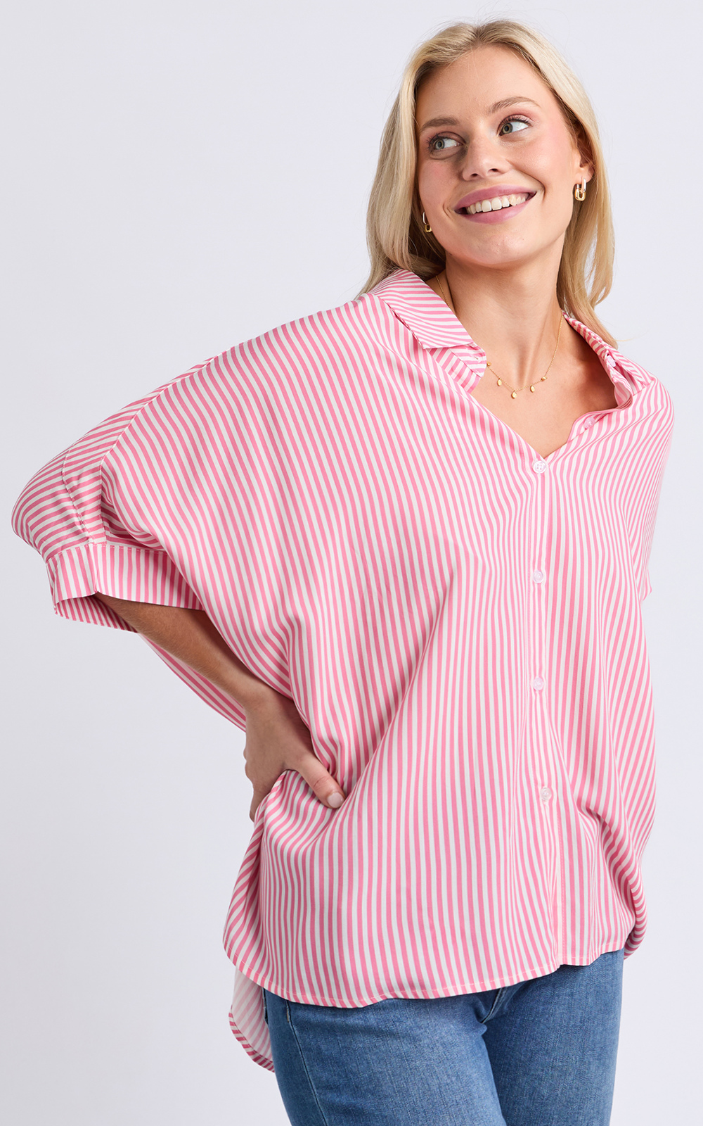 Luna Shirt product photo.