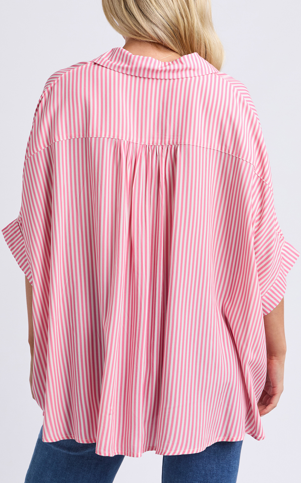 Luna Shirt product photo.