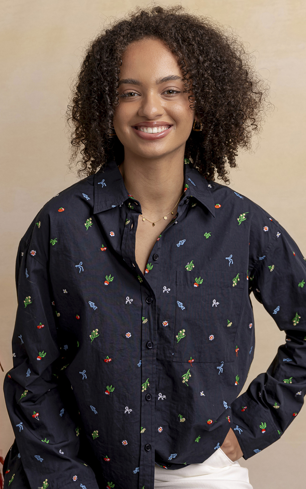 Market Pick Shirt product photo.