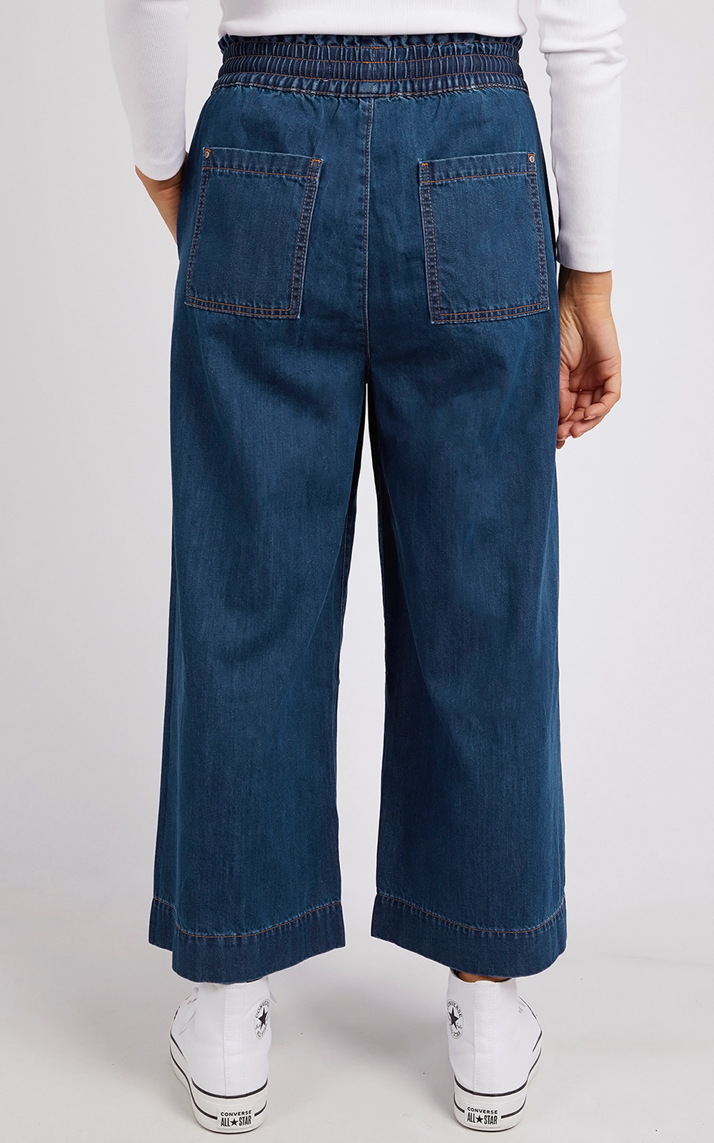 Greta Wide Leg Pant product photo.
