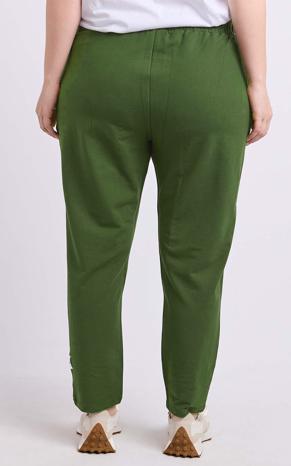The Lobby Pant product photo.