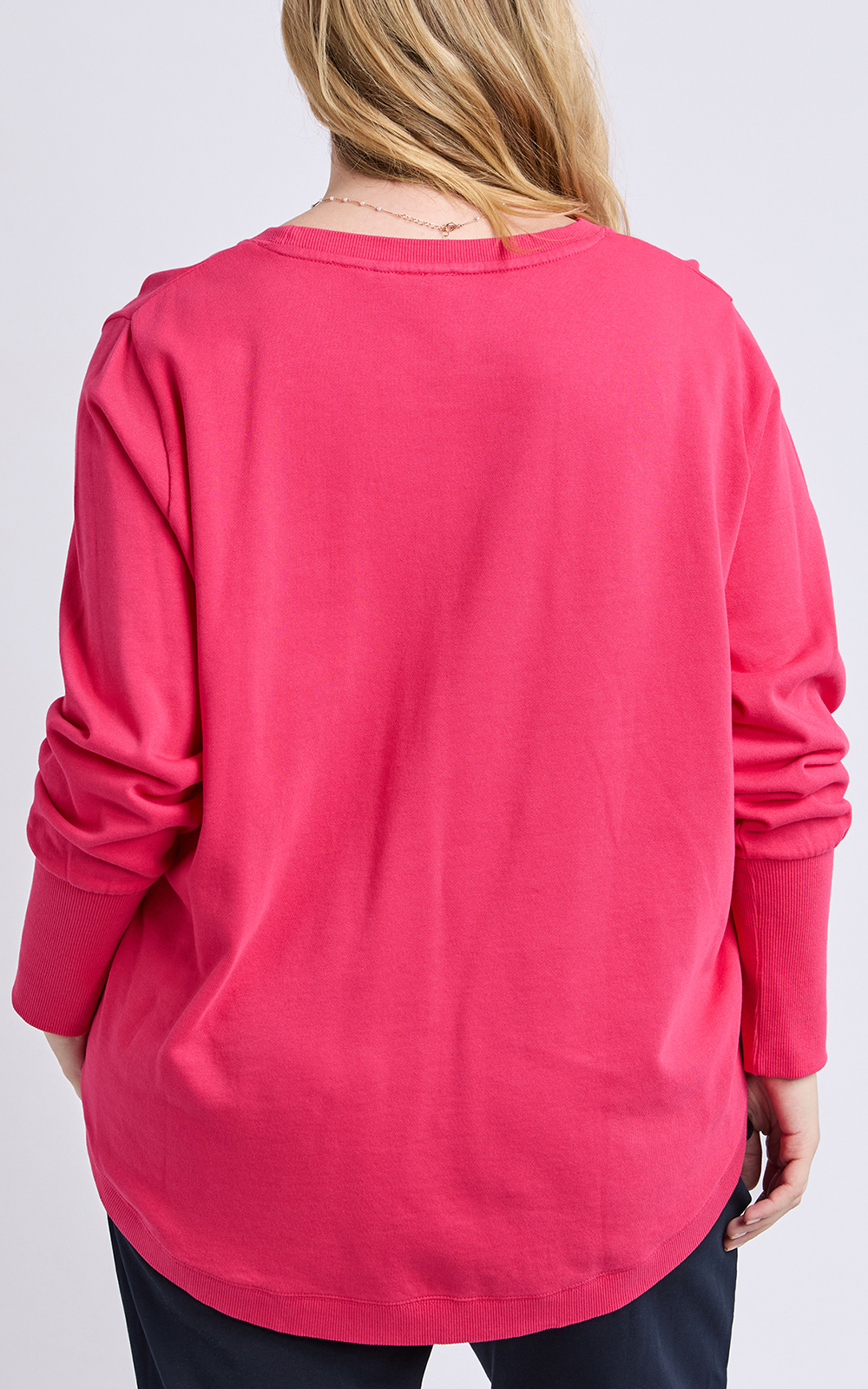 Divine Crew product photo.