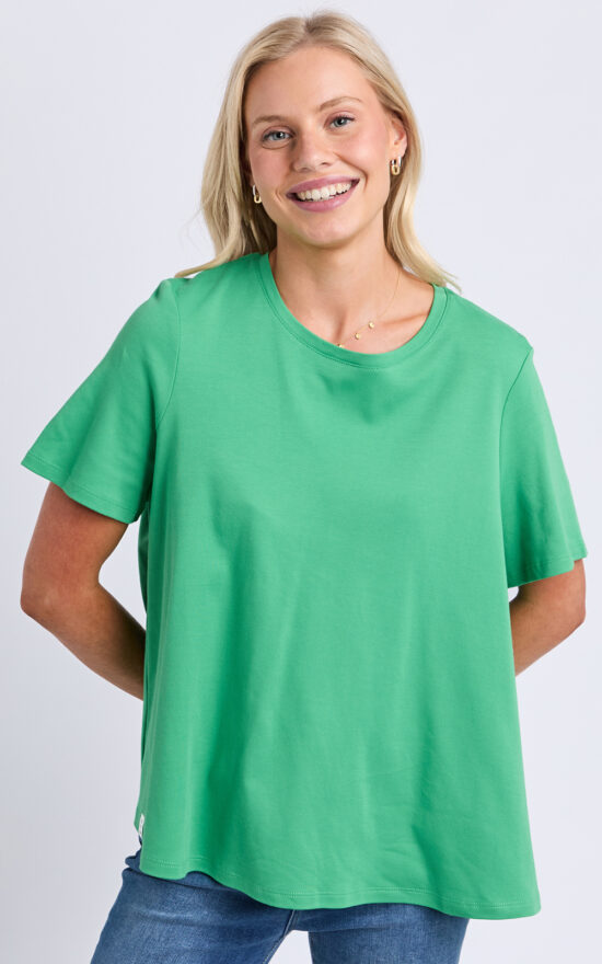 Daisy Tee product photo.