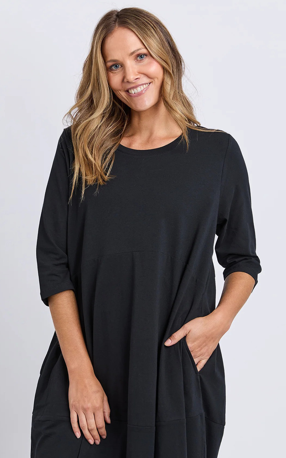 Diana Dress 3/4 Sleeve product photo.