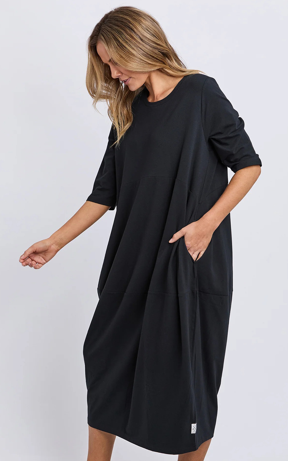 Diana Dress 3/4 Sleeve product photo.