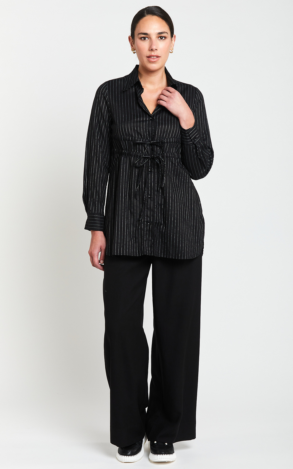 Soprano Boyfriend Pant product photo.