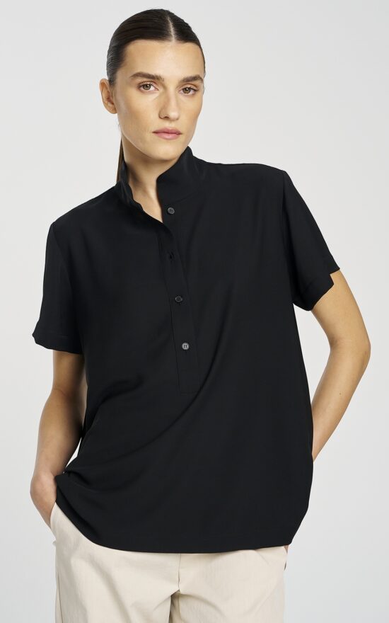 Resort Top product photo.