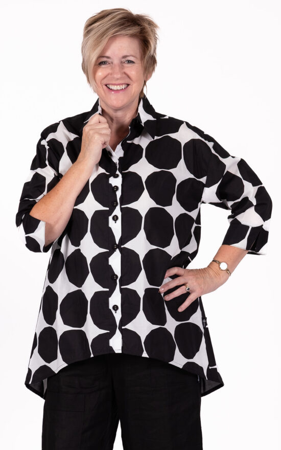 Suzie Shirt product photo.
