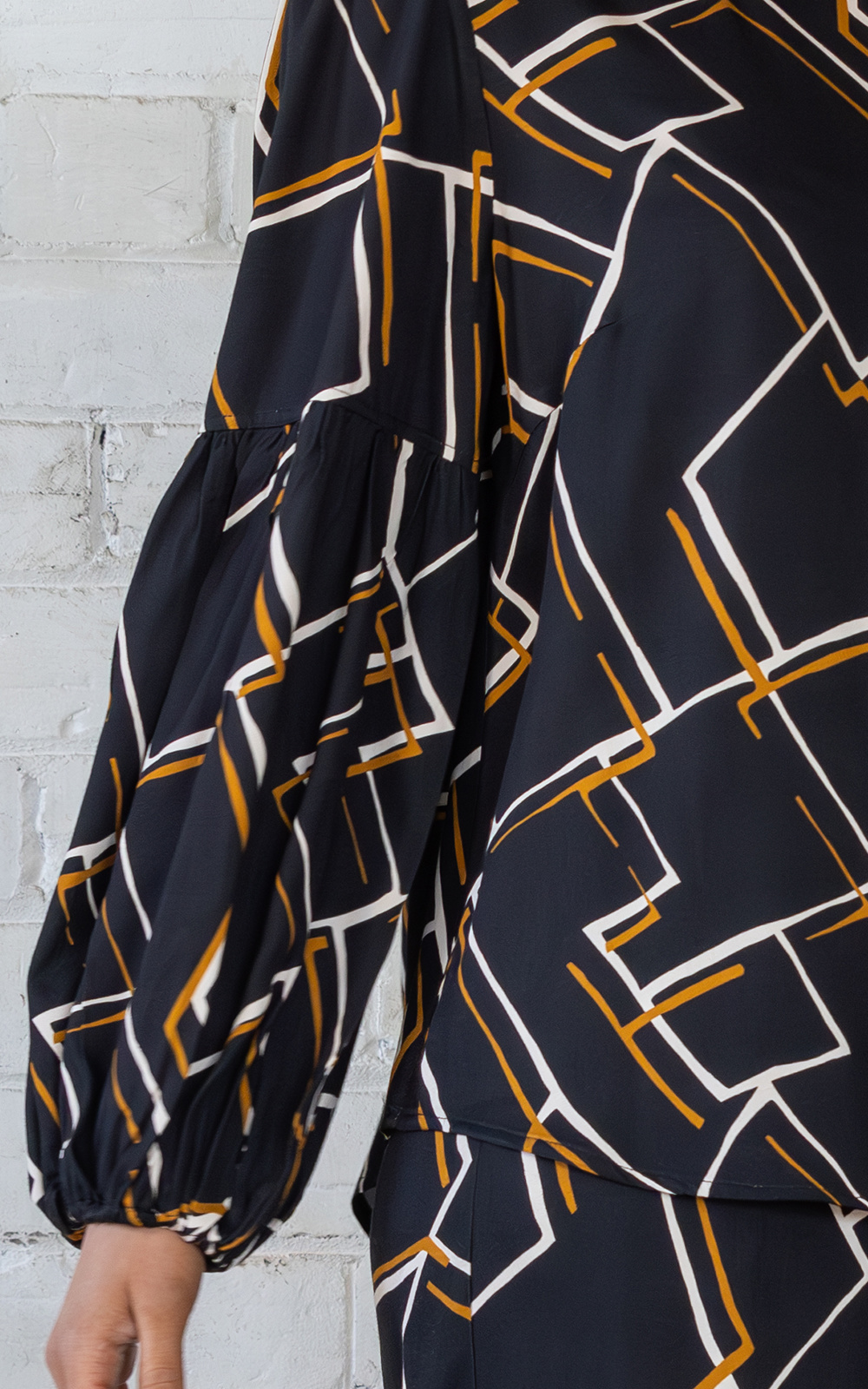 Vienna Top In Abstract Grid product photo.