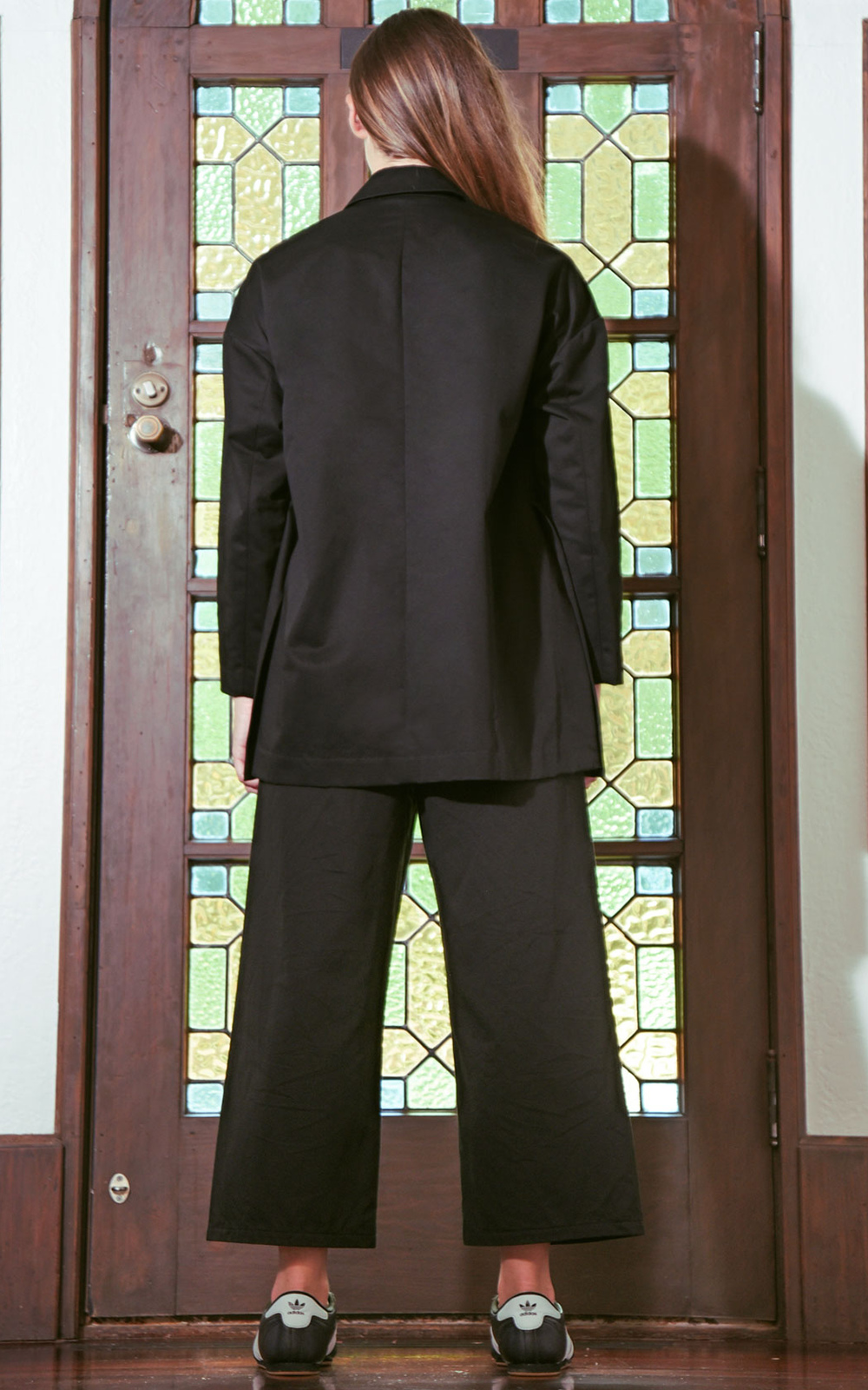 Luxe Lounge Pant product photo.