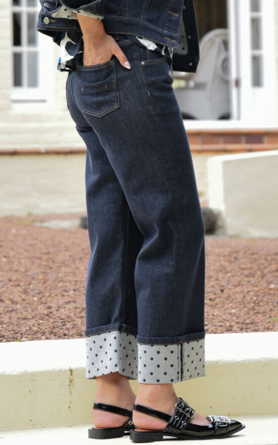 Street Of Jeans Jean product photo.