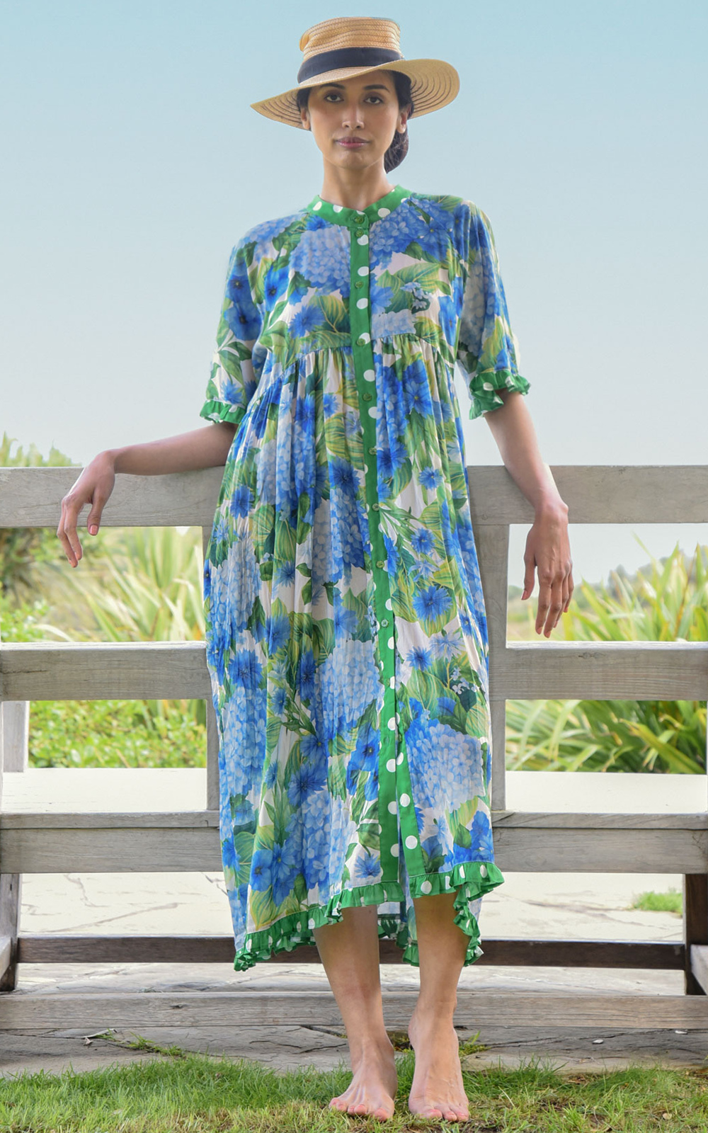 Don'T Make Waves Dress product photo.