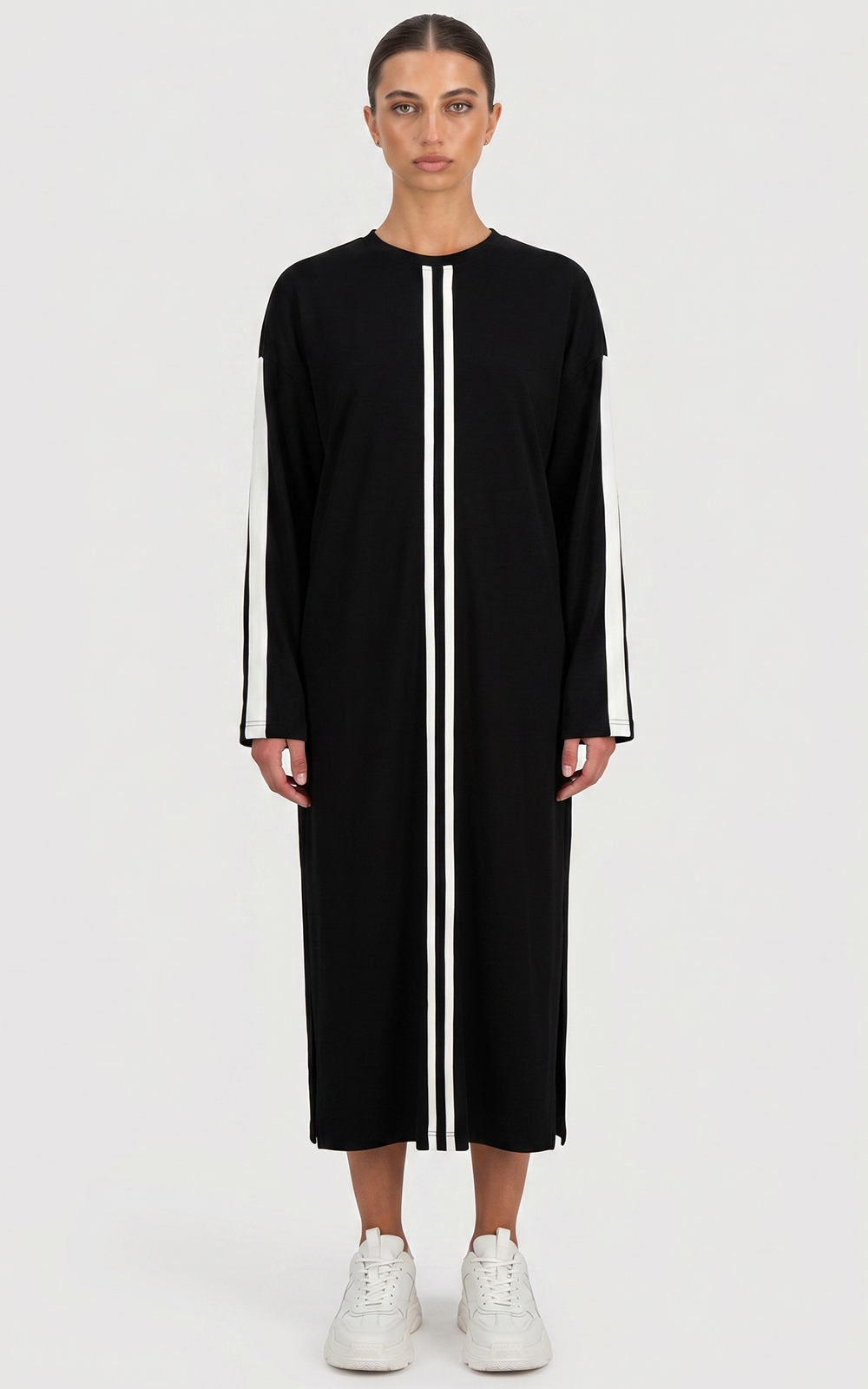 Bea Long Sleeve Dress product photo.
