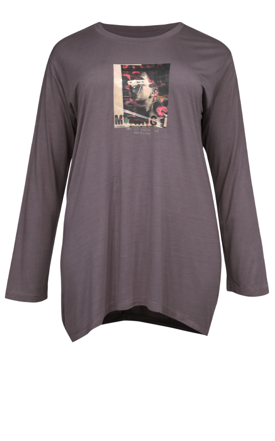Destn Tee product photo.