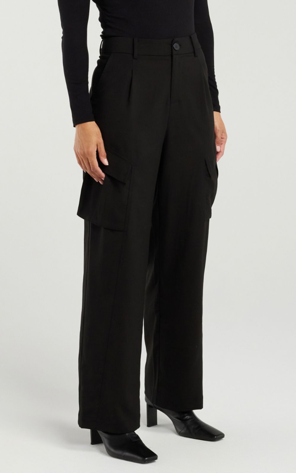 Blake Pant product photo.