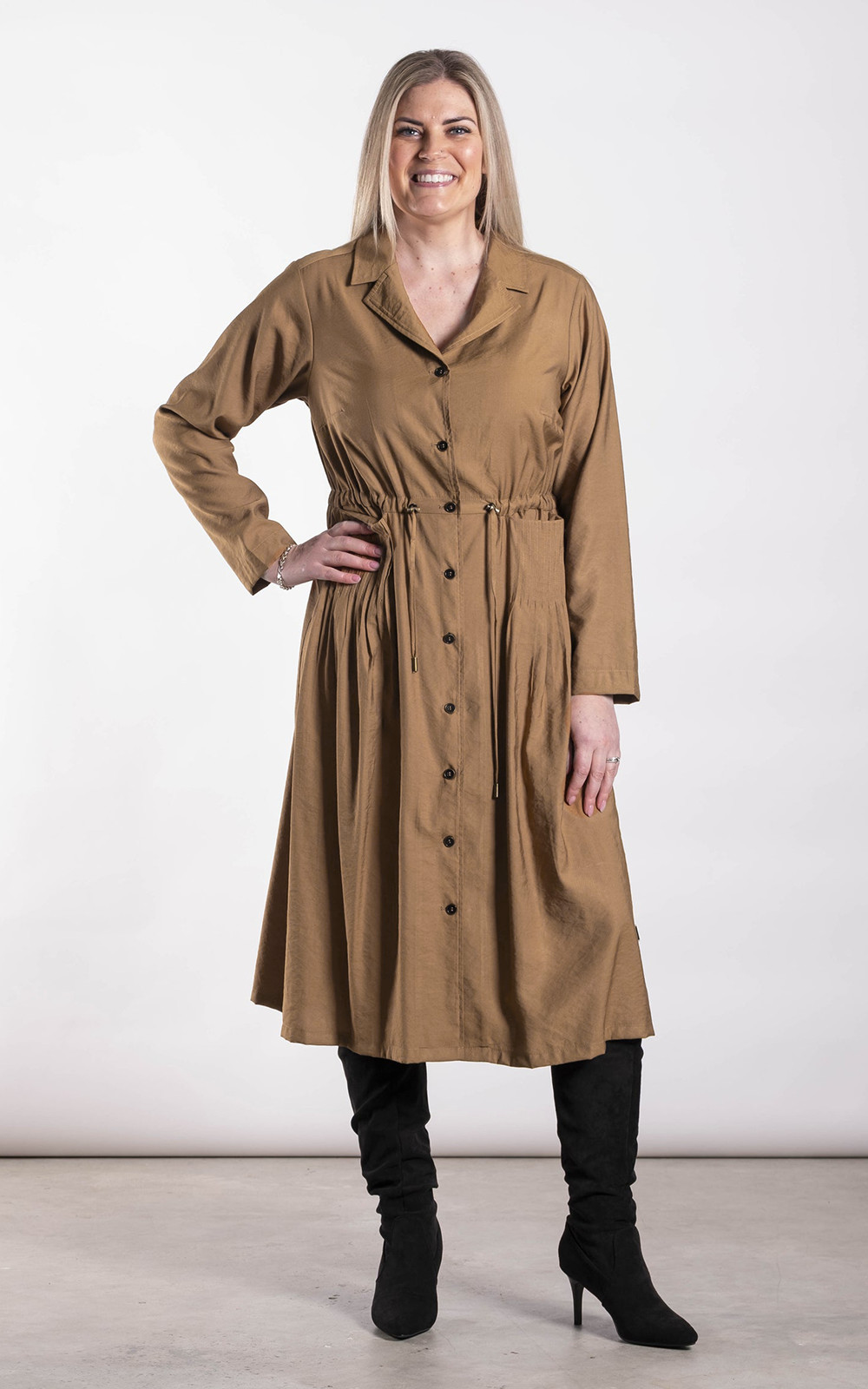 Shadowlines Pleat Jacket product photo.