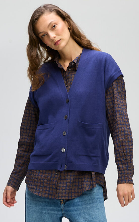 Button Vest product photo.