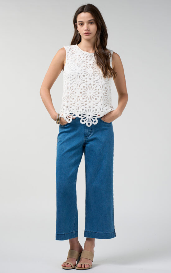 Meera Top product photo.