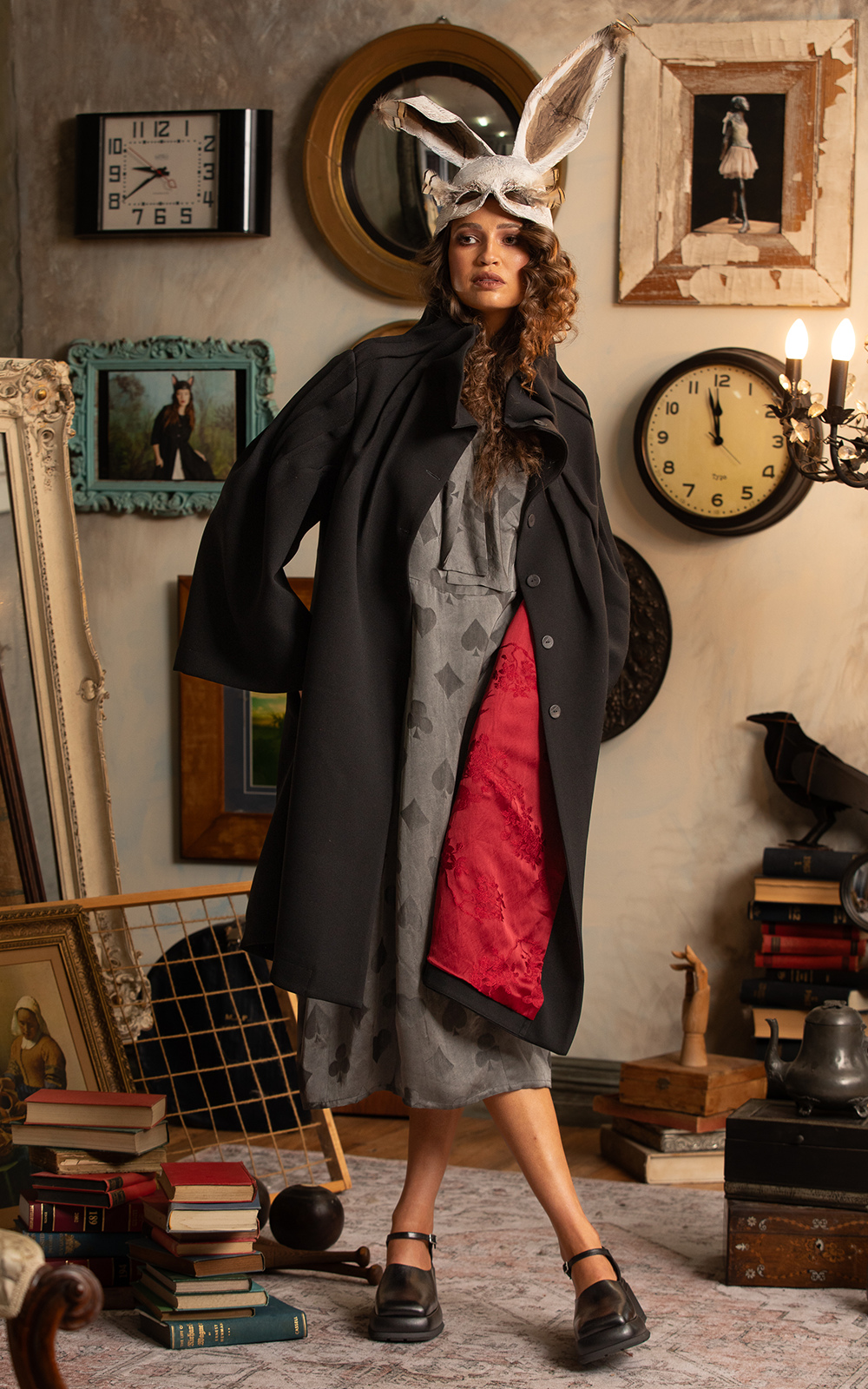 Dublin Tuck Coat product photo.