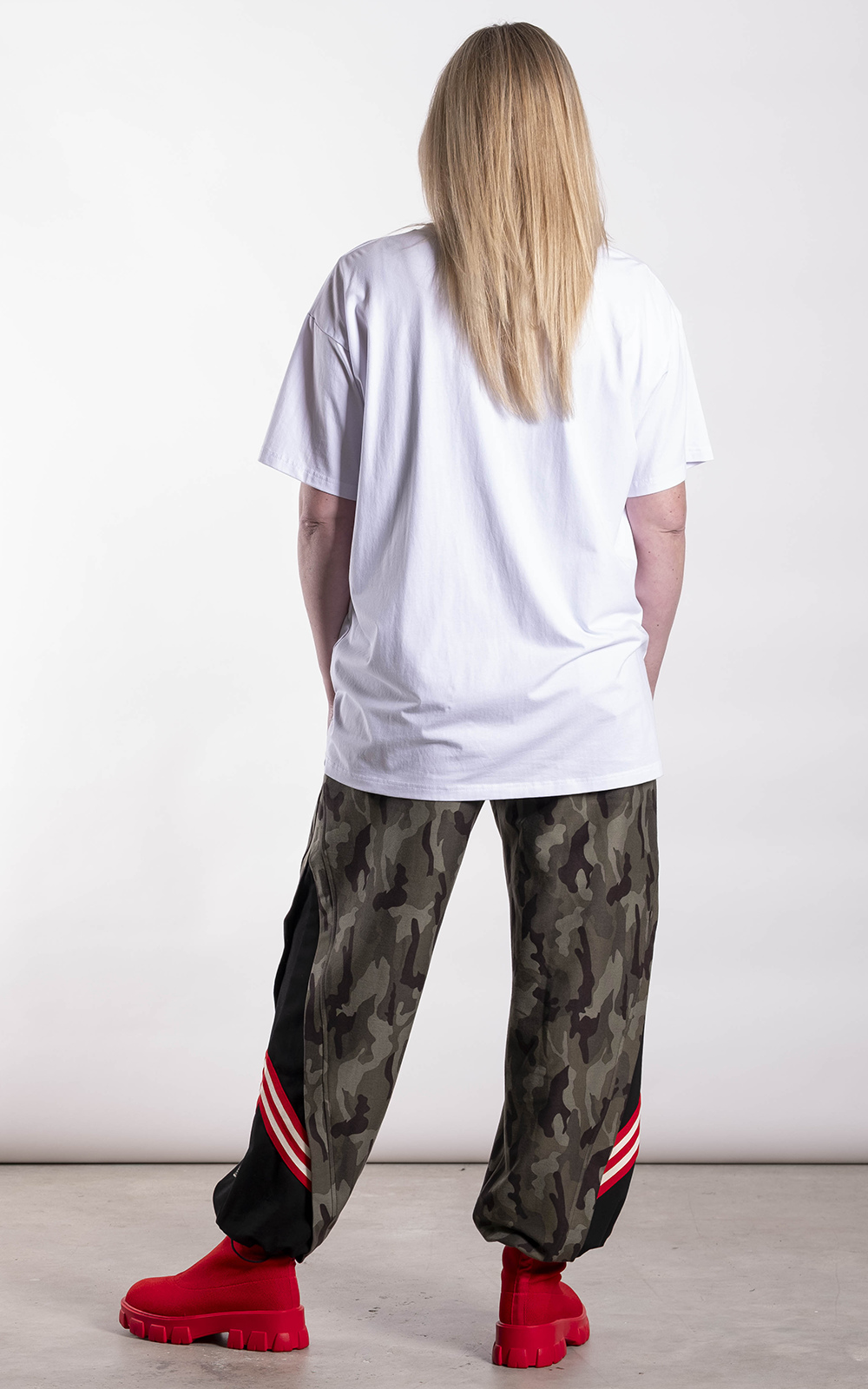 Walker Pants product photo.