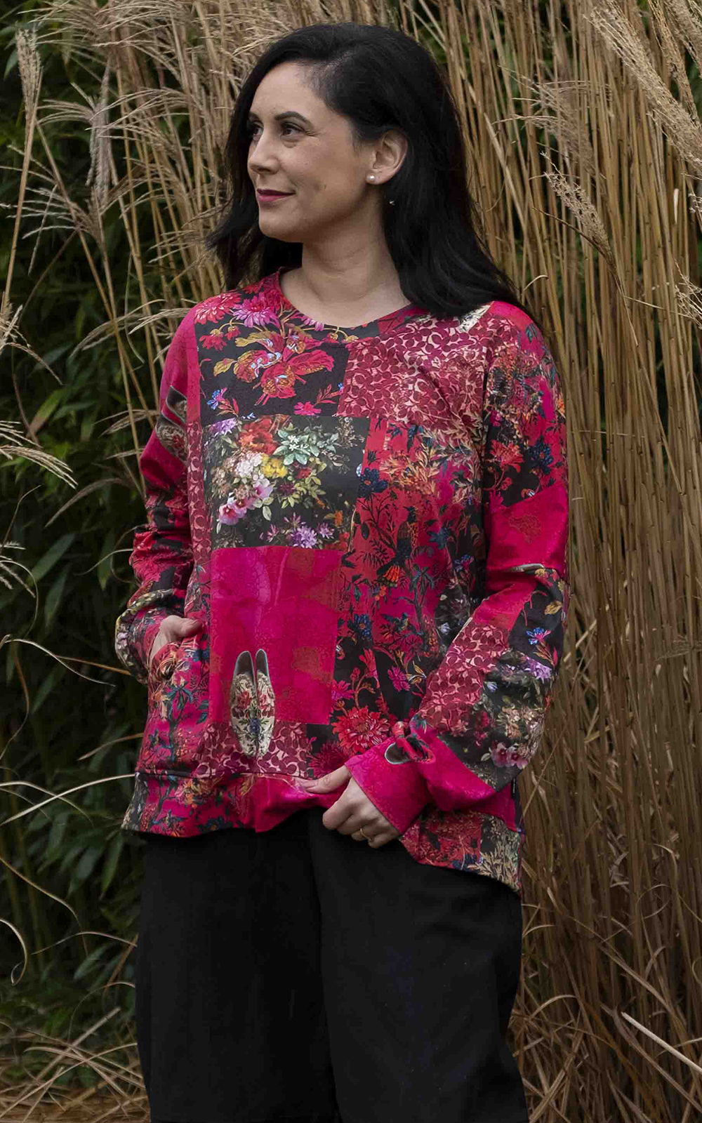 Sweatshirt product photo.