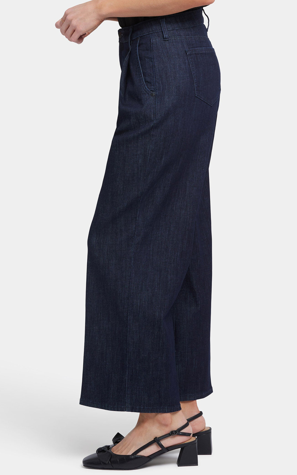 Missy Teresa Wide Leg Ankle With Pleats product photo.