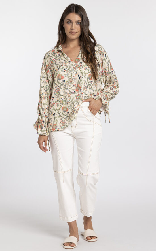 Mae Top product photo.