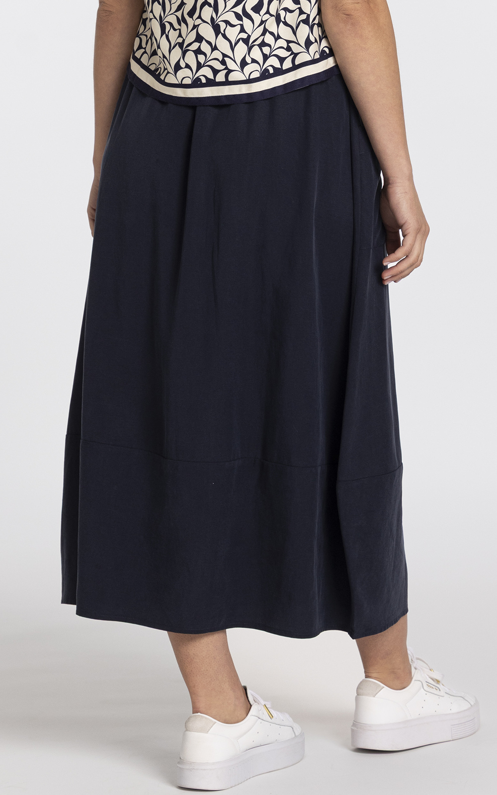Trenley Skirt product photo.