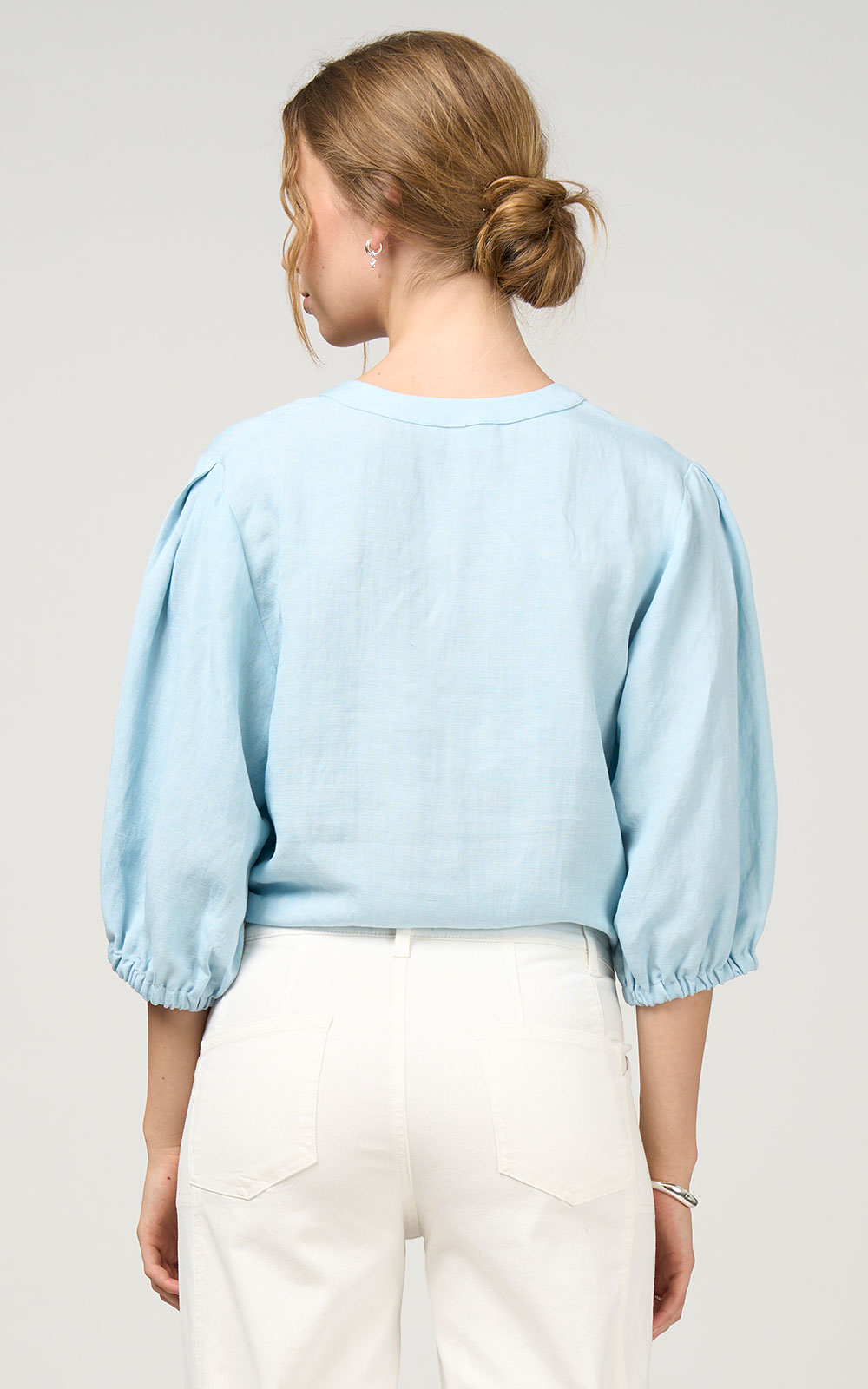 Octave Top product photo.