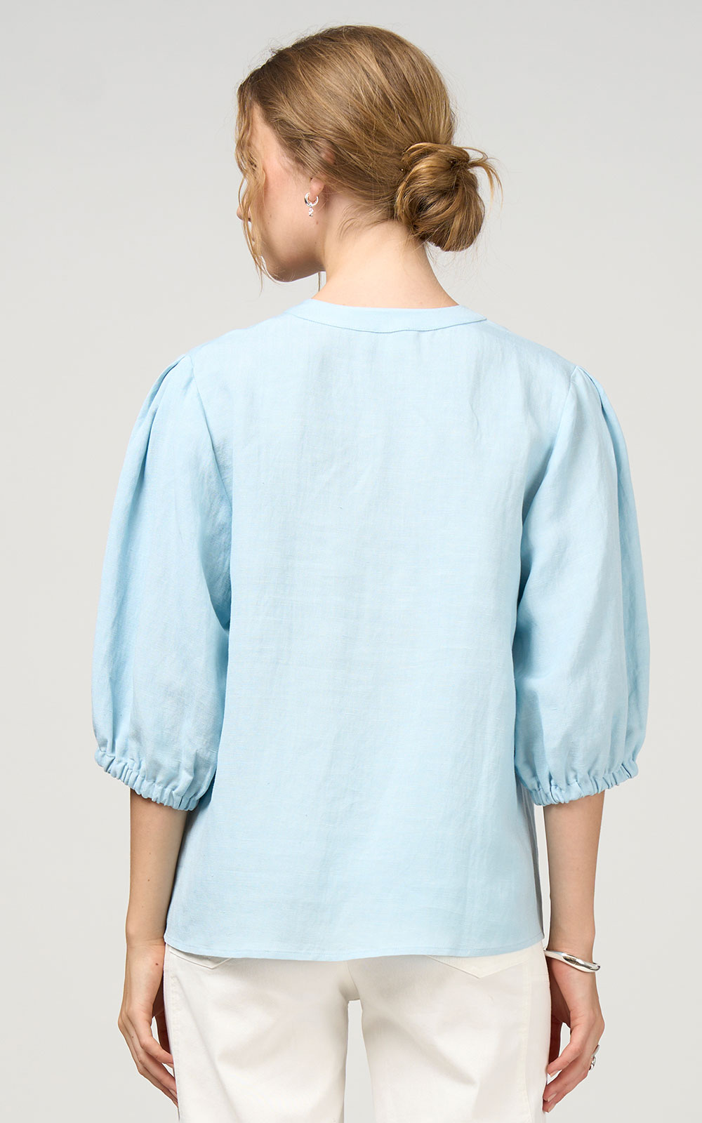 Octave Top product photo.