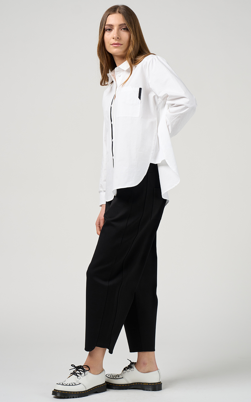 Ledge Pant product photo.