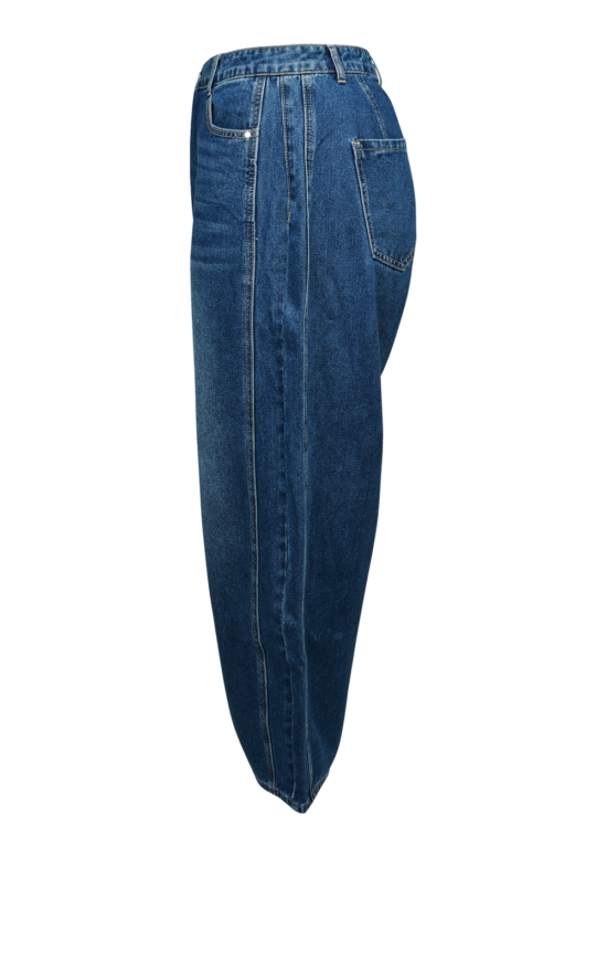 Louis Barrel Jean product photo.
