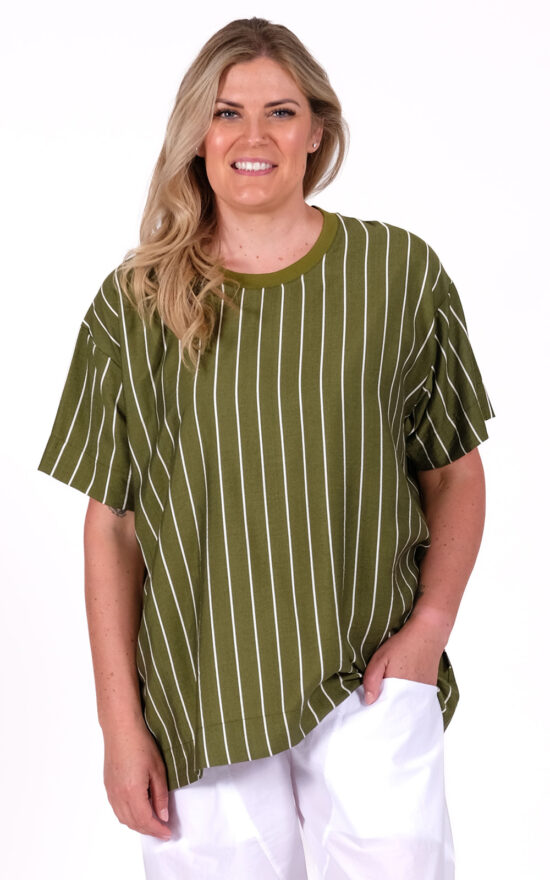 Talia Top product photo.