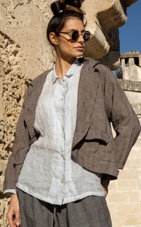 Oxford Jacket In Linen product photo.