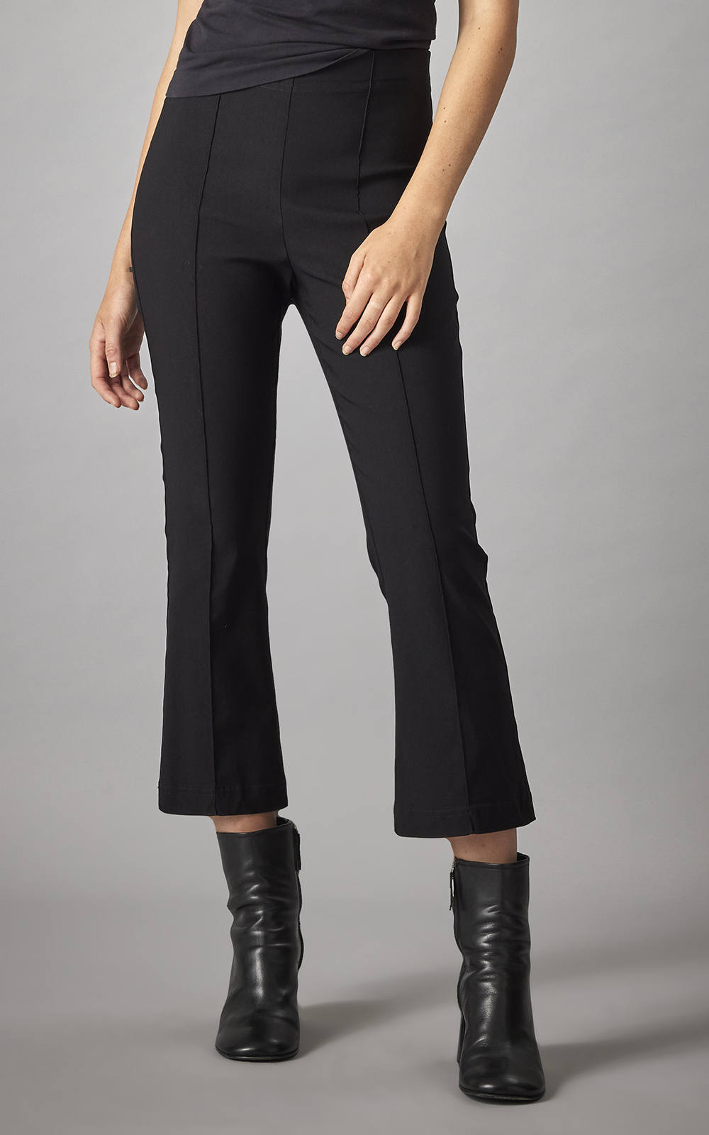 Belted Stretch Flare Pants - Black | SANNA'S Online Store